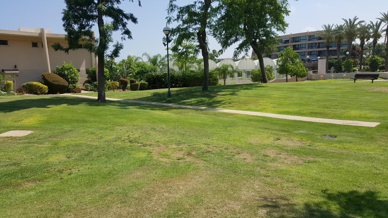 Neot Golf Caesarea Garden Apartment Εξωτερικό φωτογραφία